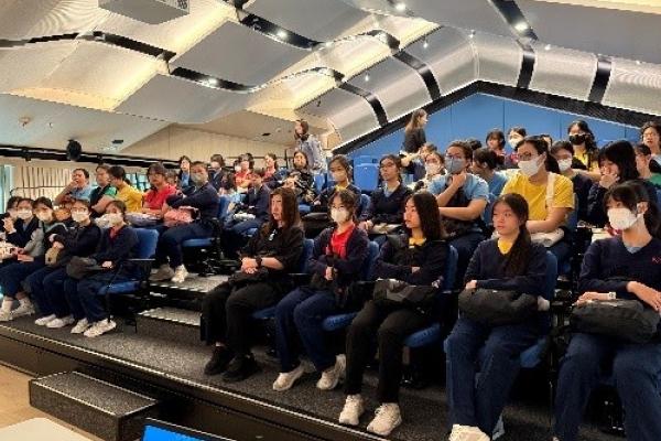 Students participated in the Marine Biology Workshop organized by the Hong Kong Maritime Museum.